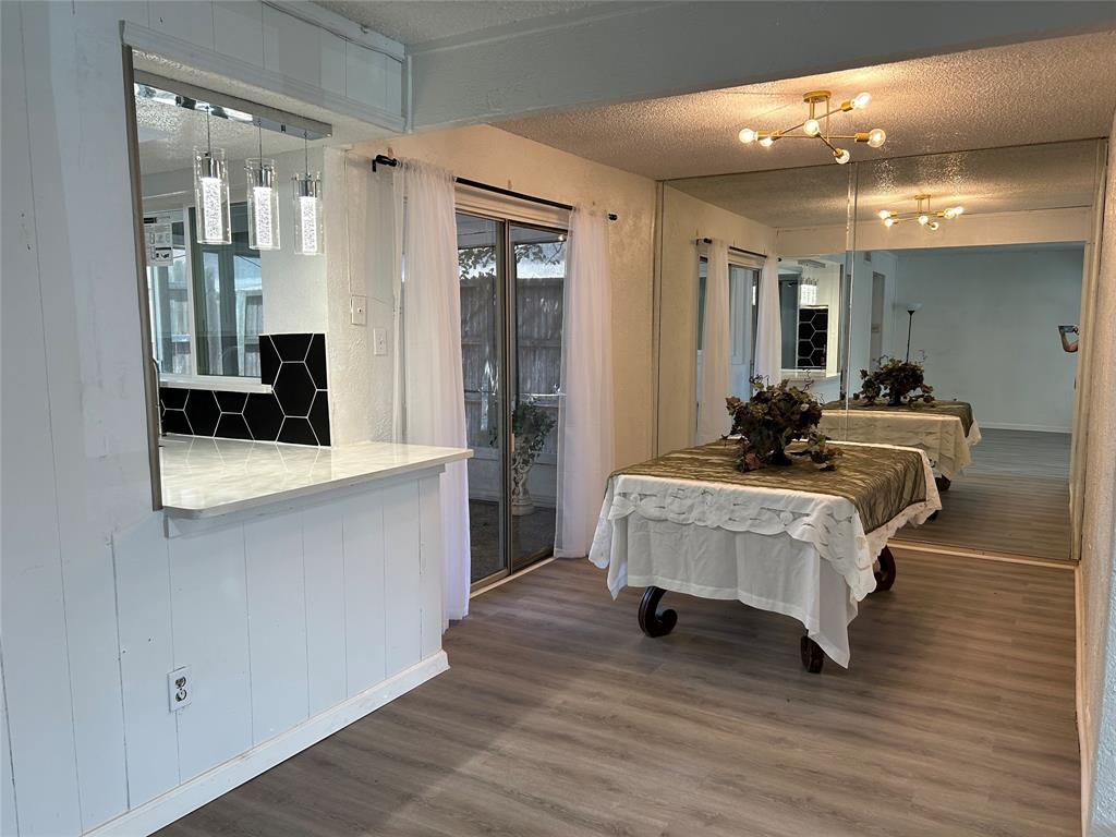 Two Worlds Apollo 01 - Residential