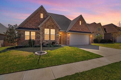 420 Blue Star Court Burleson TX 76028