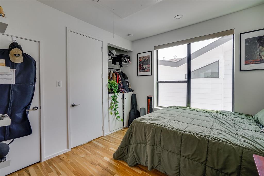 ROSS CONDOMINIUM - Residential Lease