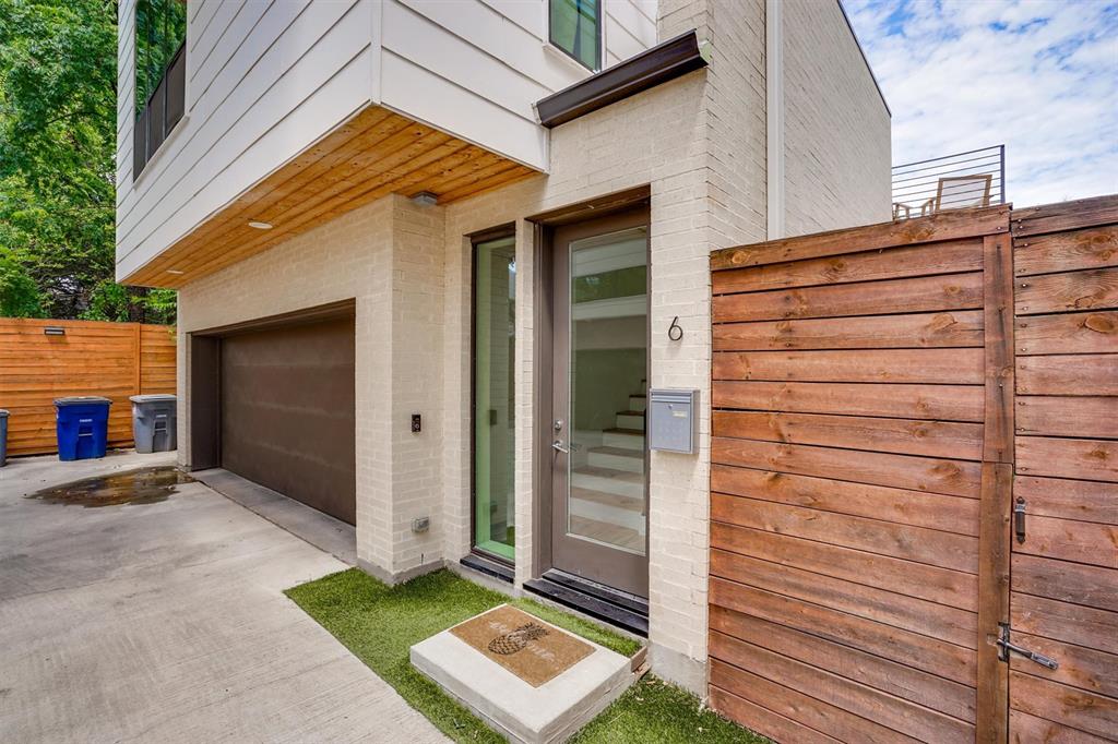 ROSS CONDOMINIUM - Residential Lease