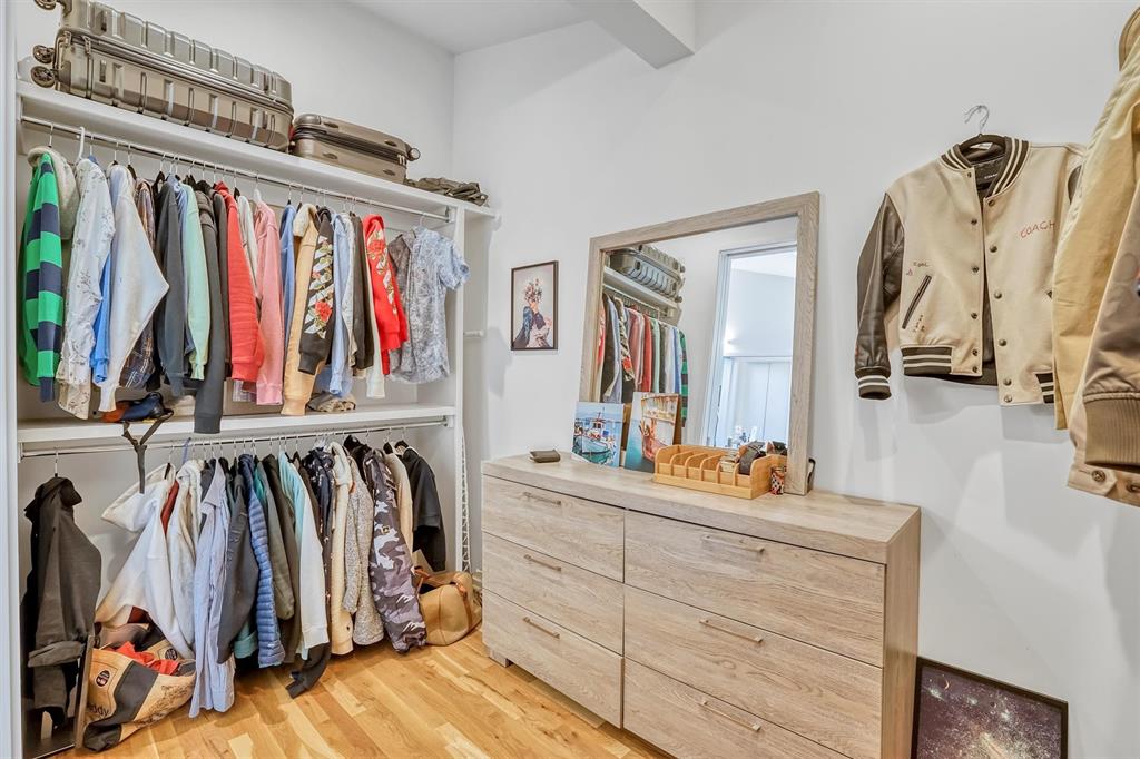 ROSS CONDOMINIUM - Residential Lease