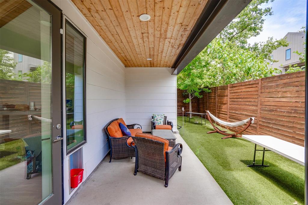 ROSS CONDOMINIUM - Residential Lease