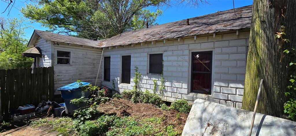 Vivian, Louisiana 71082, United States, 4 Bedrooms Bedrooms, ,2 BathroomsBathrooms,Residential,Active,235543