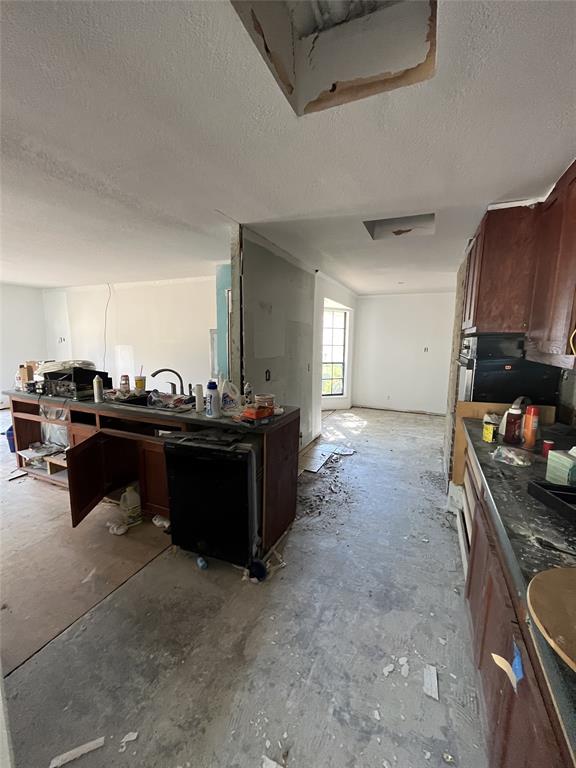 Carriage House Estates - Residential