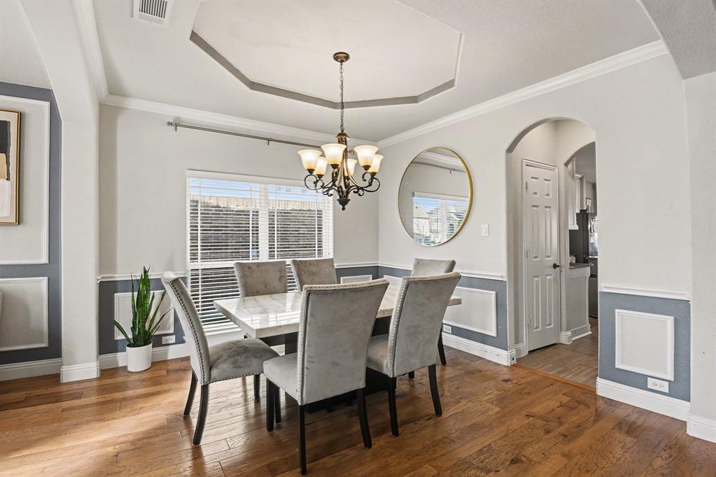 6116 Cooper Creek Street