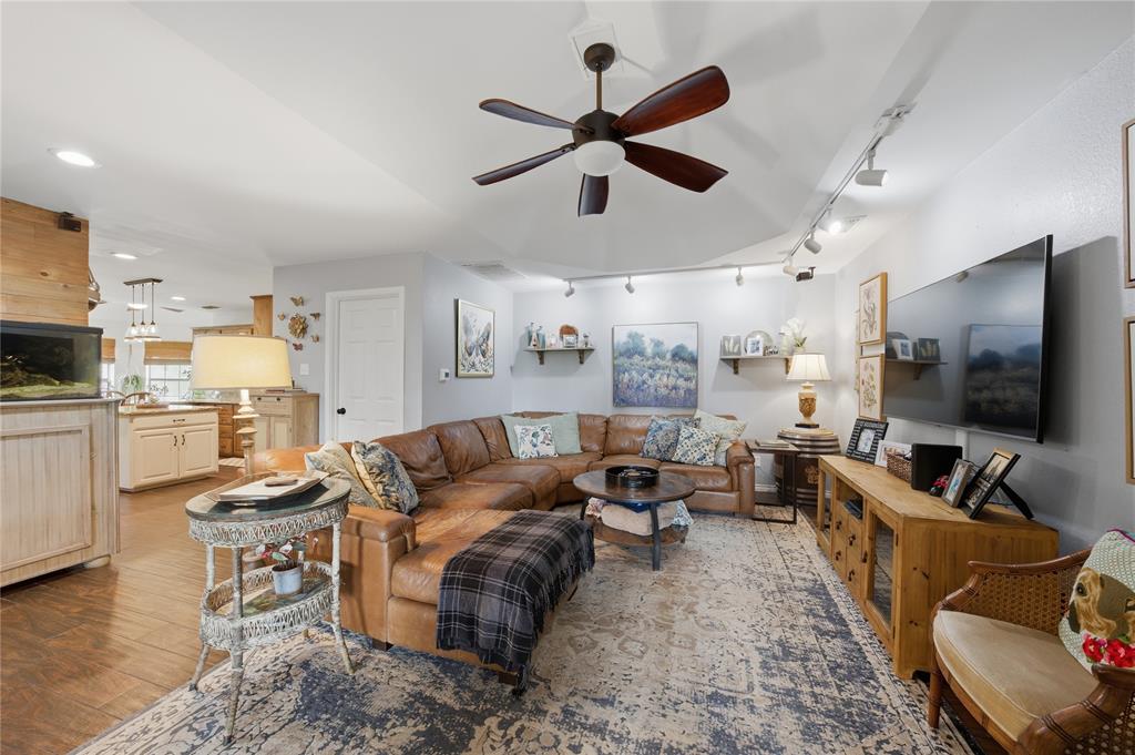 Country Club Place - Residential
