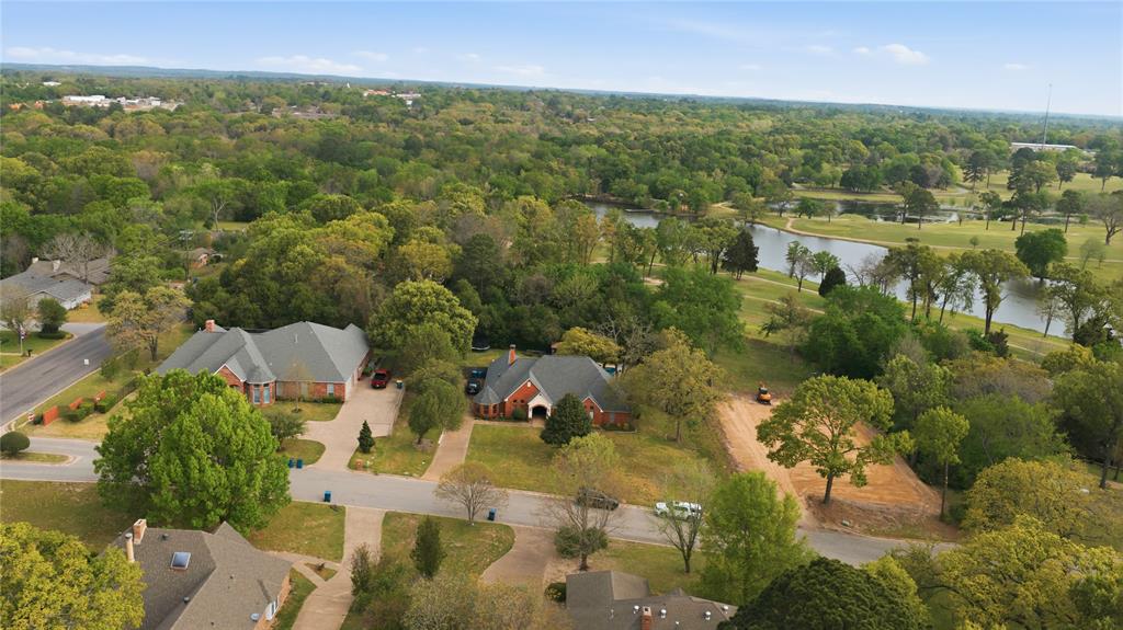 Country Club Place - Residential