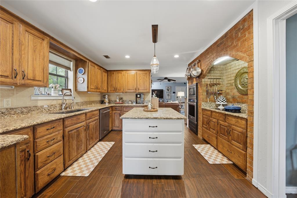 Country Club Place - Residential