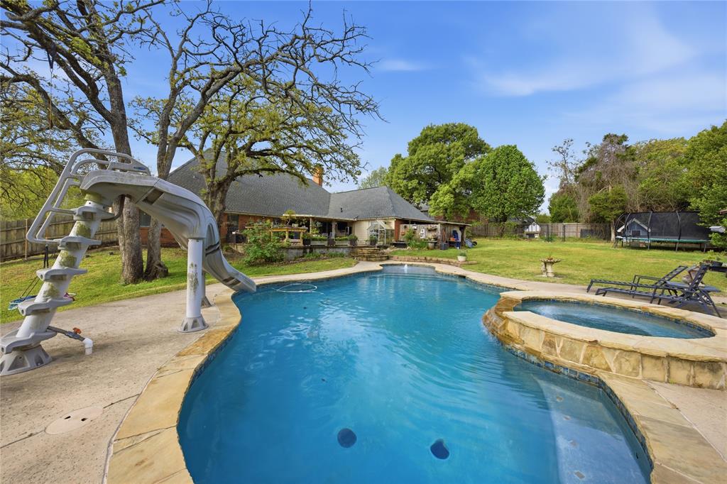 Country Club Place - Residential