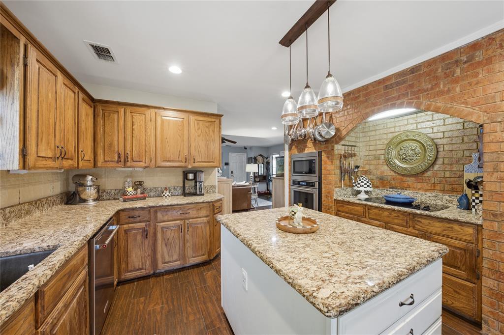 Country Club Place - Residential