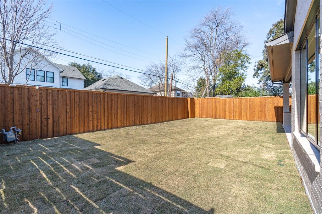 Wilshire Summit - Residential