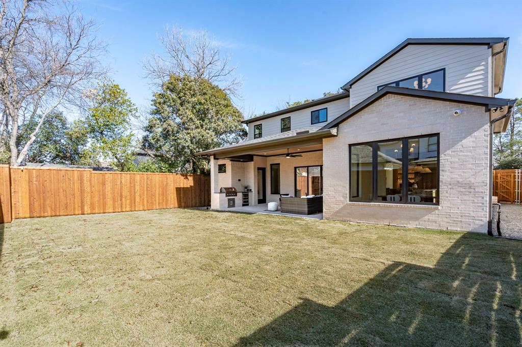 Wilshire Summit - Residential