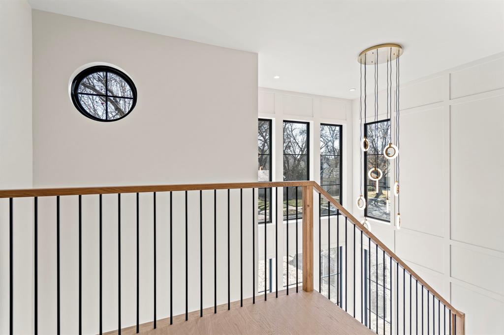 Wilshire Summit - Residential