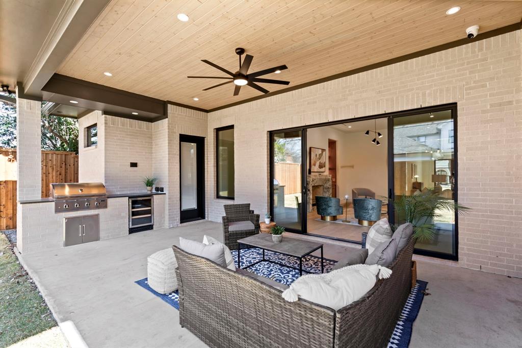 Wilshire Summit - Residential