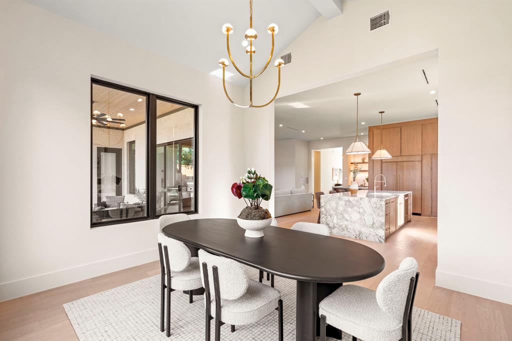 Wilshire Summit - Residential