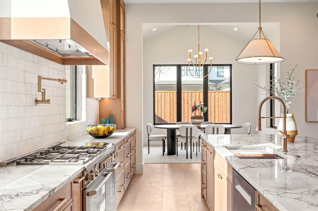 Wilshire Summit - Residential