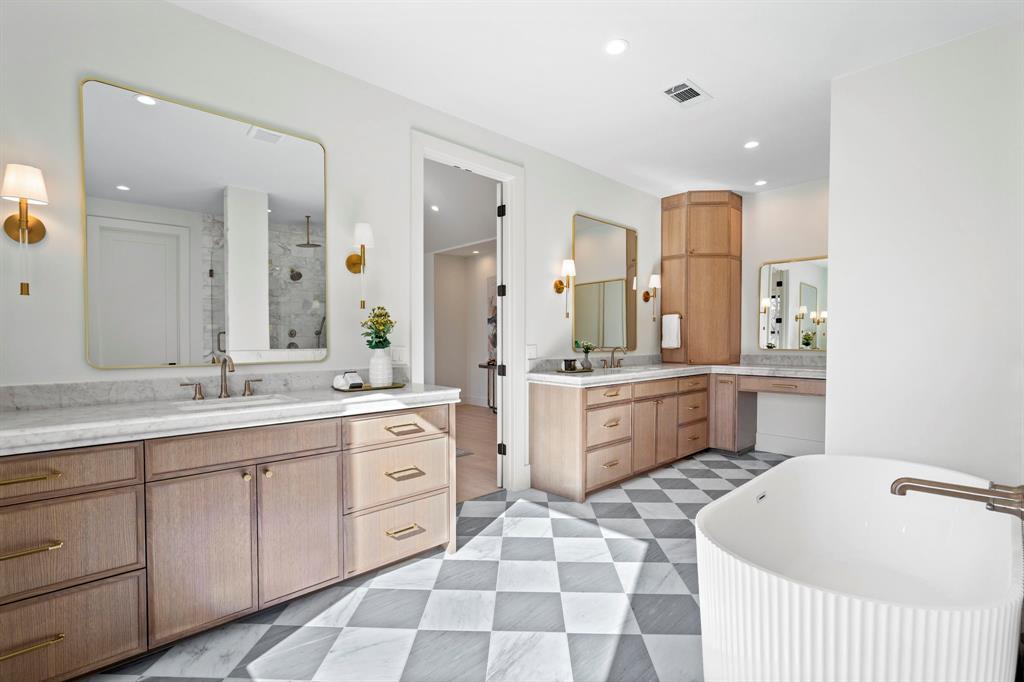 Wilshire Summit - Residential