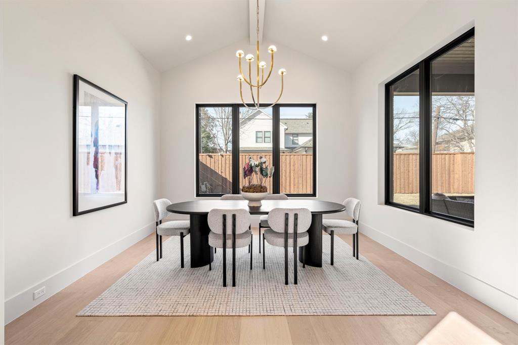 Wilshire Summit - Residential