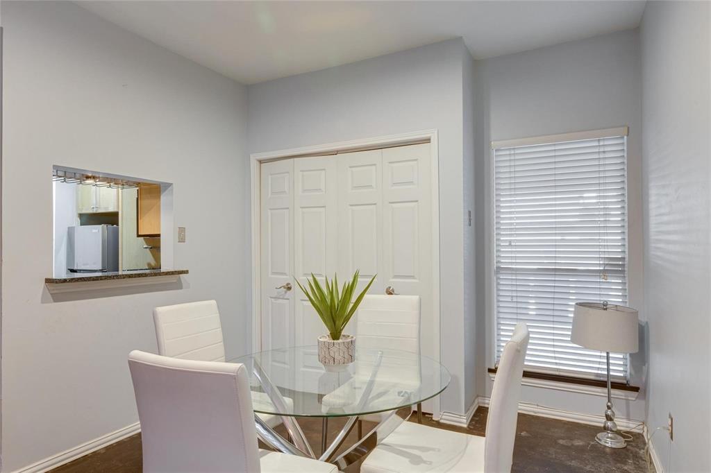 Hall Street Condo 4104 - Residential