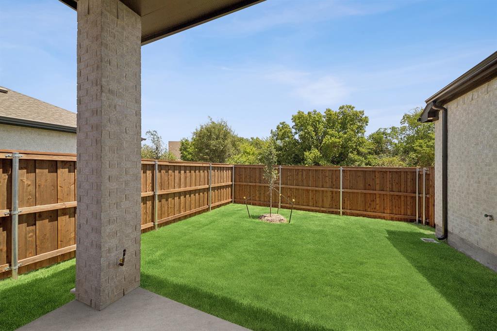1112 Rosemary Lane