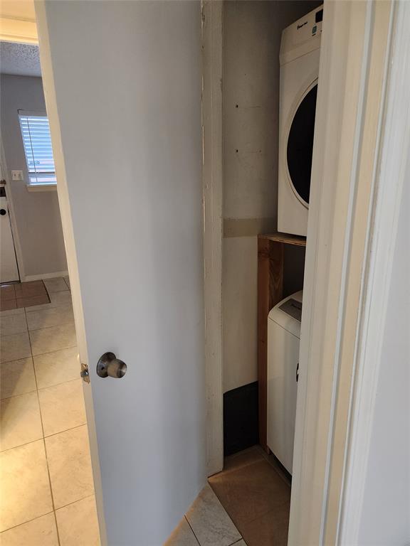 Burgundy Condo - Residential