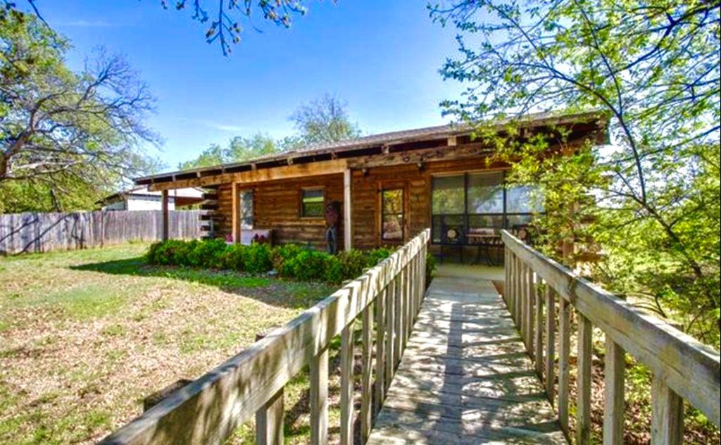 1126 Kingston Drive D