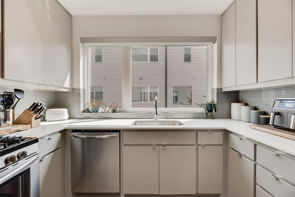 BRYAN HEIGHTS PH 3 CONDO - Residential Lease