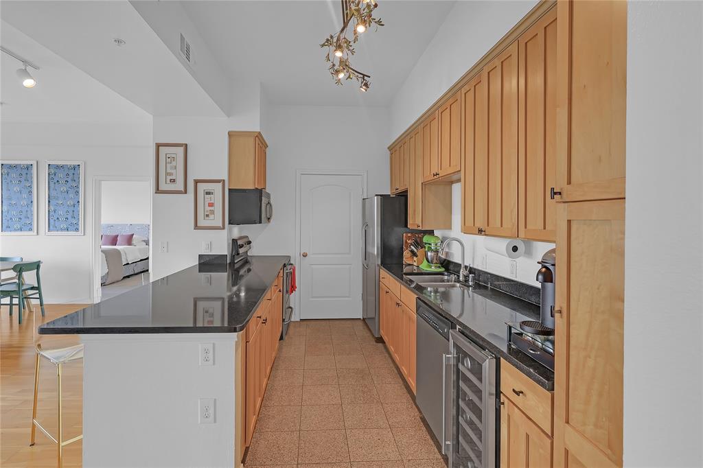 Renaissance On Turtle Creek Condo - Residential