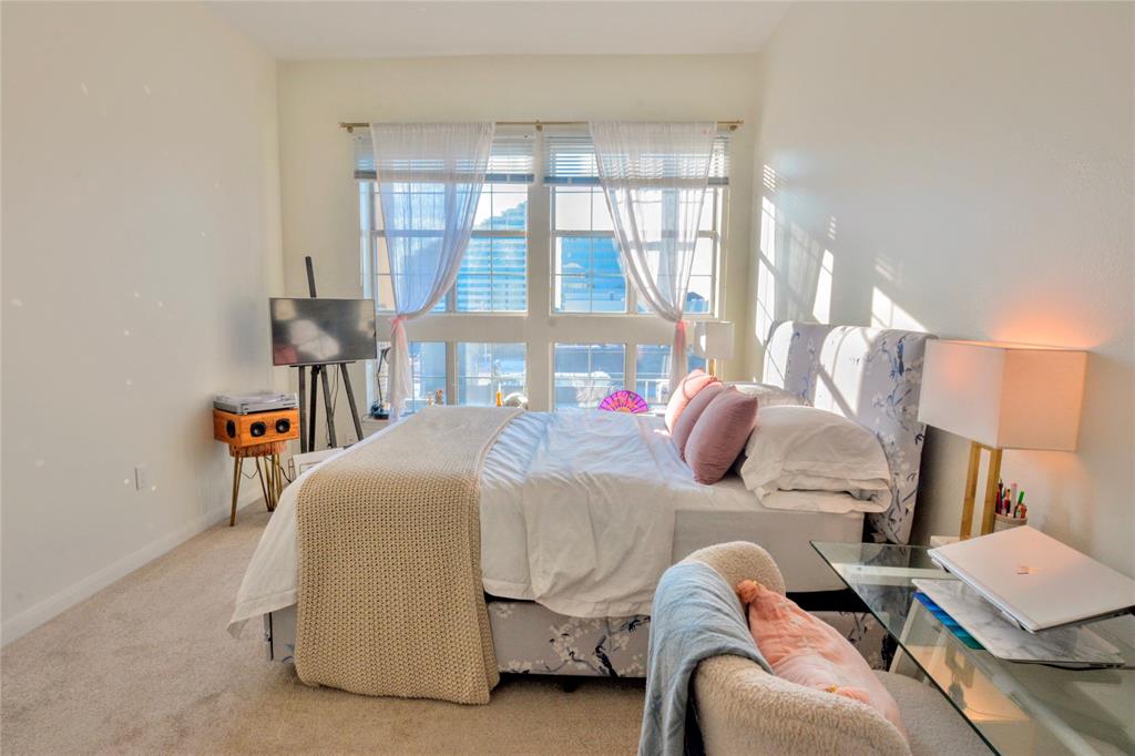 Renaissance On Turtle Creek Condo - Residential