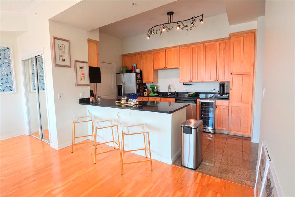 Renaissance On Turtle Creek Condo - Residential