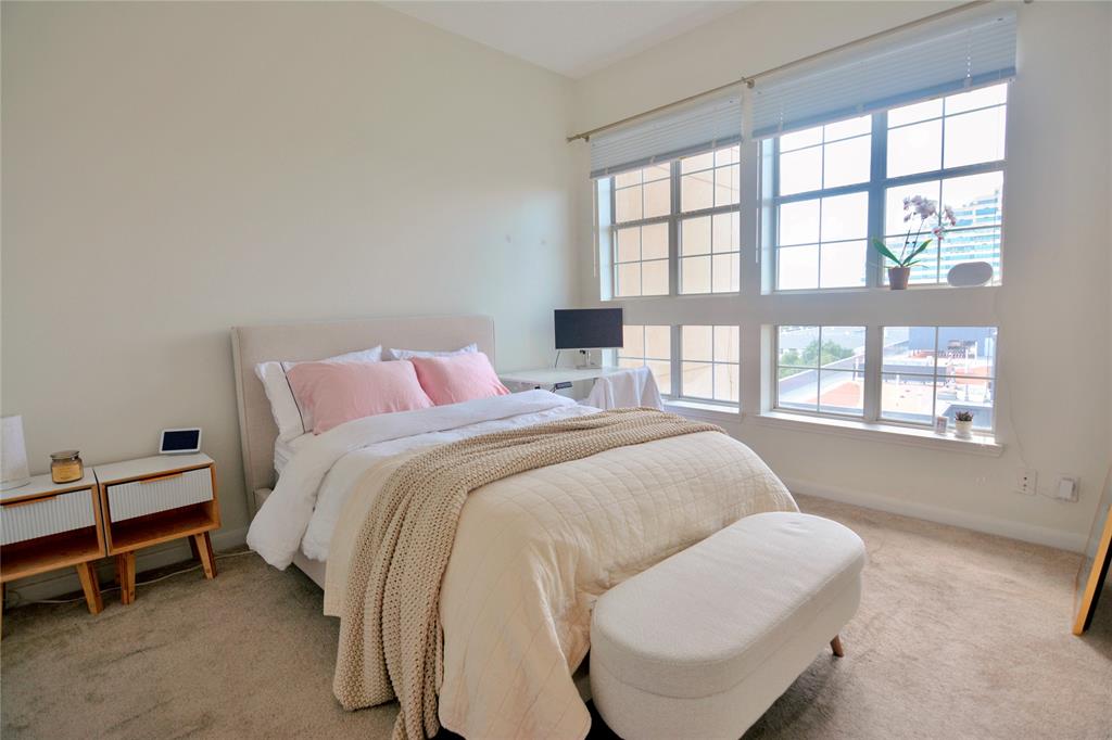 Renaissance On Turtle Creek Condo - Residential