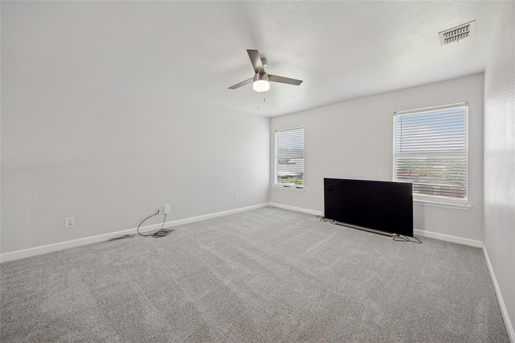 Saginaw, Texas 76131, United States, 4 Bedrooms Bedrooms, ,3 BathroomsBathrooms,Residential,Pending,131170