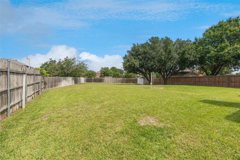 Saginaw, Texas 76131, United States, 4 Bedrooms Bedrooms, ,3 BathroomsBathrooms,Residential,Pending,131170