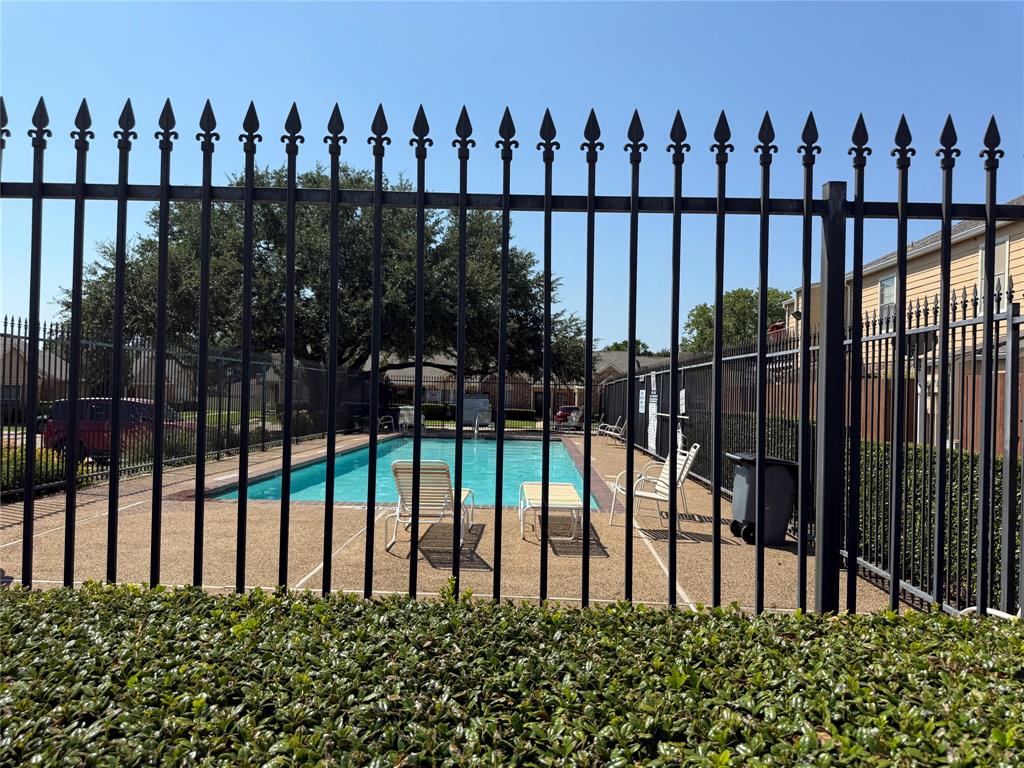 Briarpark Village #9 - Residential