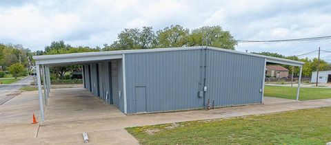 224 W Liberty Street Pilot Point TX 76258