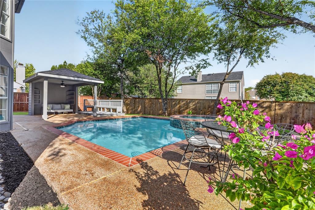 3400 Plantation Lane