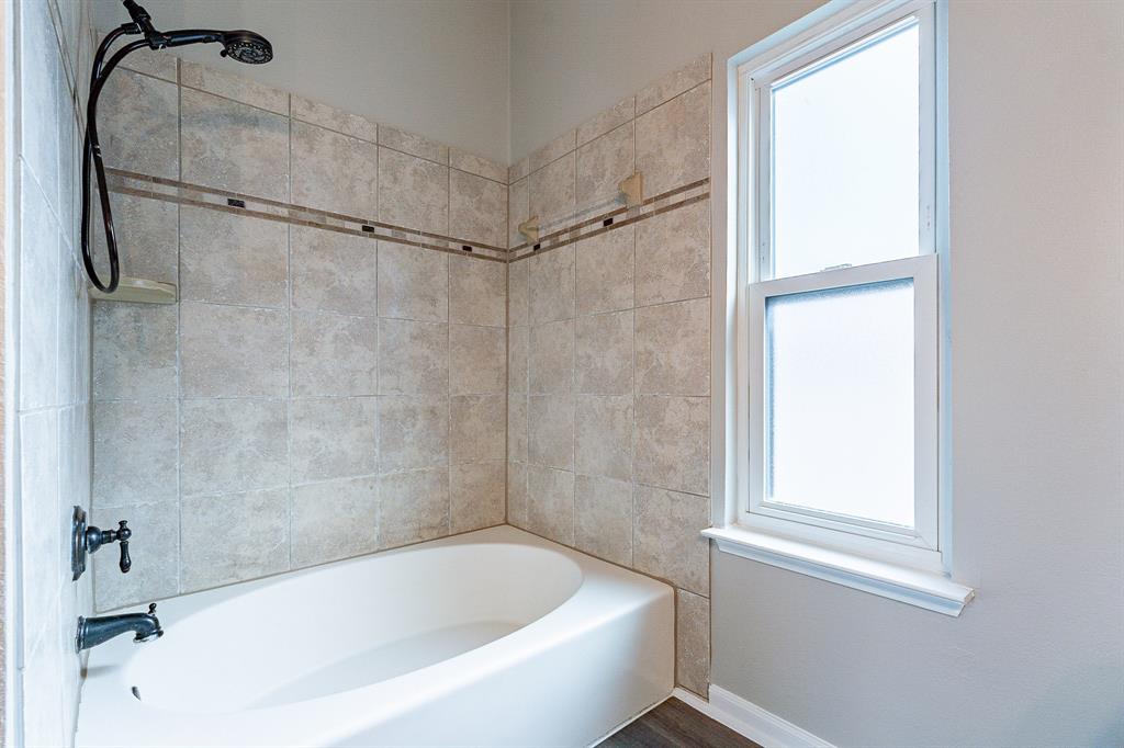 Oak Hollow Grand Prairie - Residential