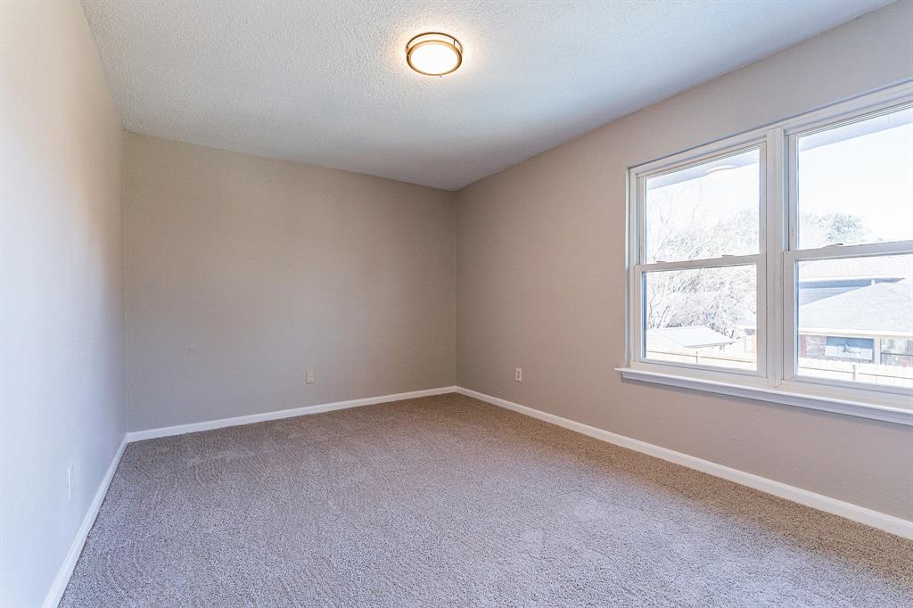 Oak Hollow Grand Prairie - Residential