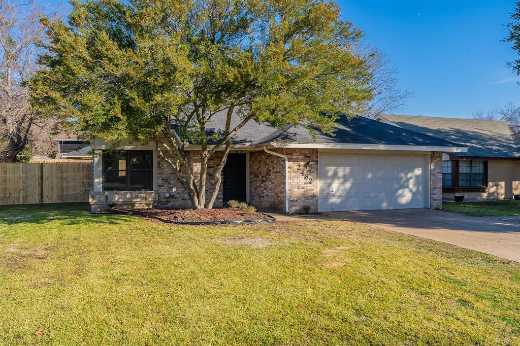 Oak Hollow Grand Prairie - Residential