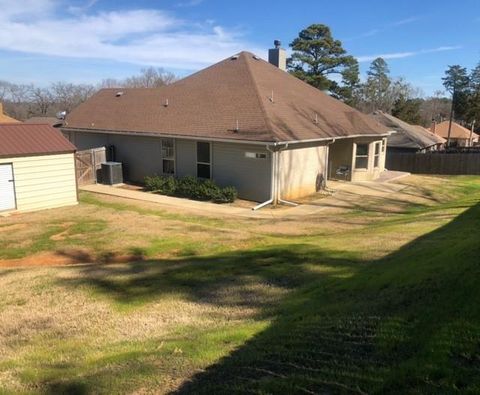 A home in Brownsboro