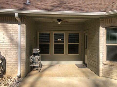 A home in Brownsboro