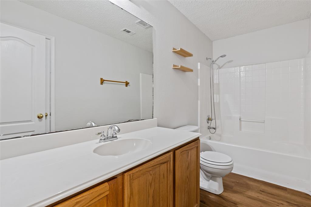 Lexington Glen - Residential Lease