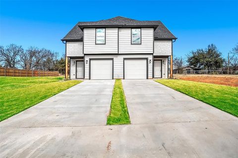 Photo of 2709 Washington Street, Denison, TX 75020 (MLS # 21178586)