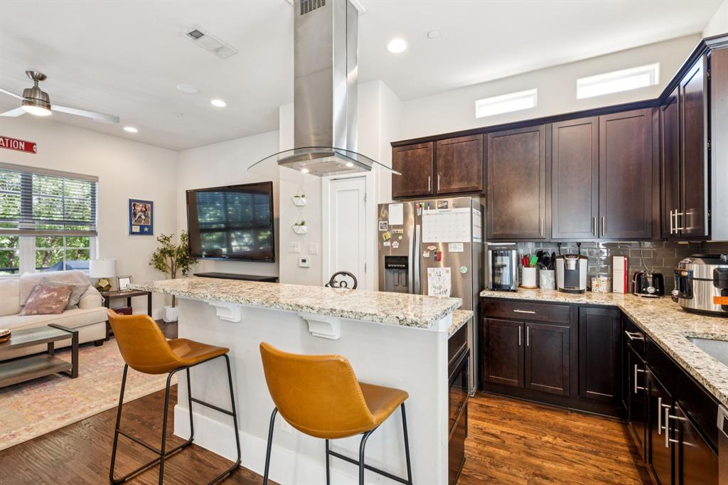 Bryan Pkwy Place Buliding A - Residential