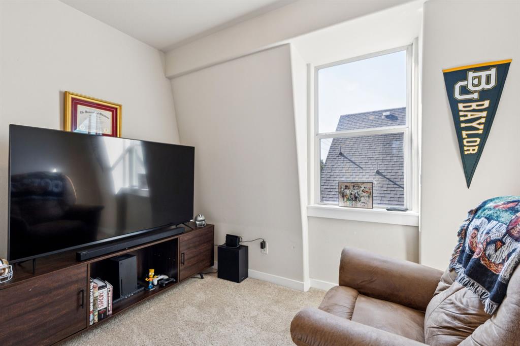 Bryan Pkwy Place Buliding A - Residential