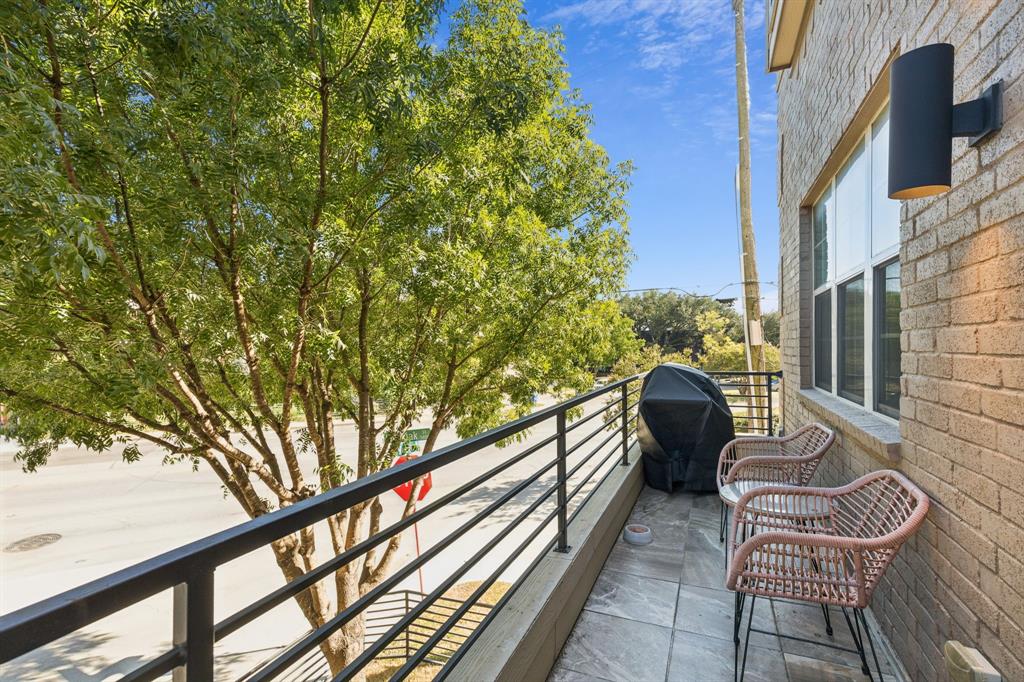 Bryan Pkwy Place Buliding A - Residential