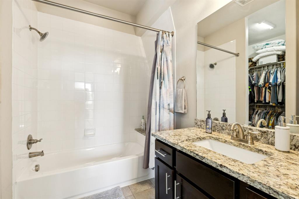 Bryan Pkwy Place Buliding A - Residential