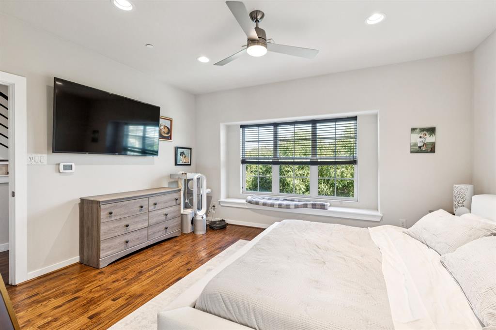 Bryan Pkwy Place Buliding A - Residential