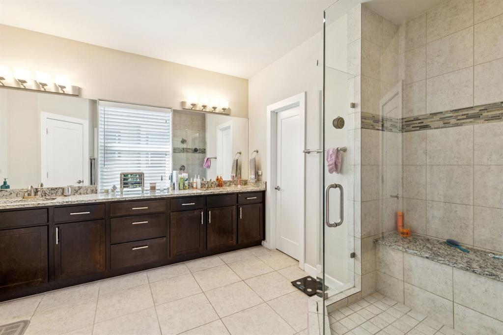 Bryan Pkwy Place Buliding A - Residential