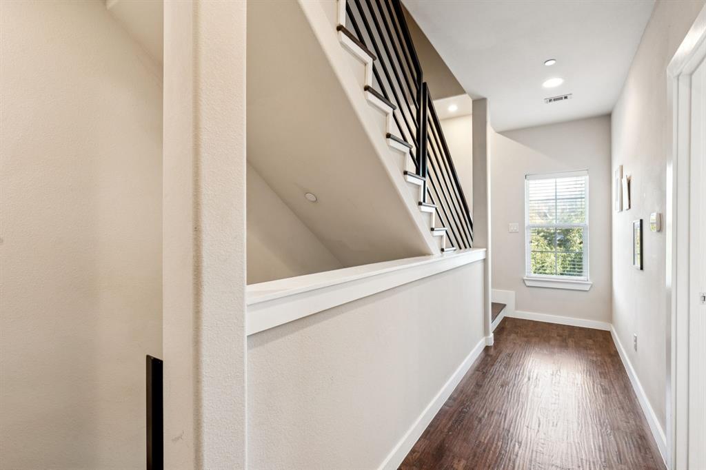 Bryan Pkwy Place Buliding A - Residential